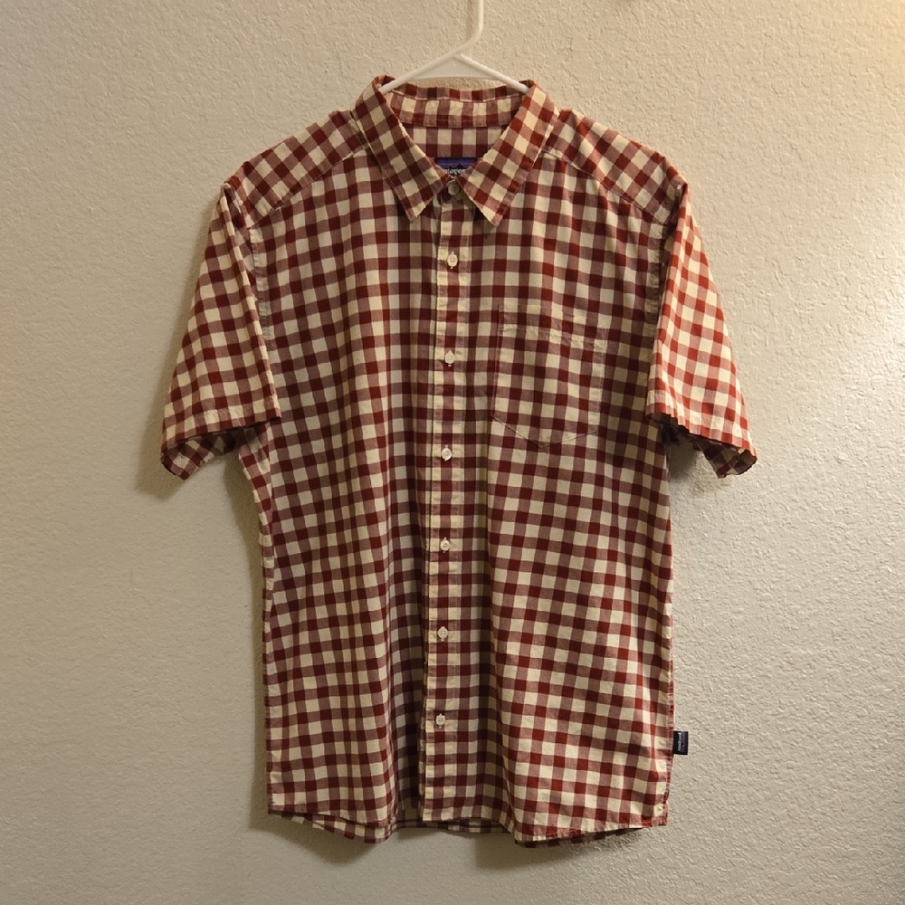 Patagonia Burgundy and Cream Checkered Button-down Shirt - Large